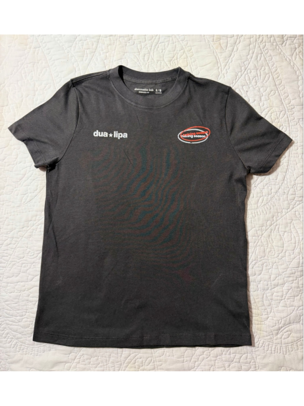 NWT Abercrombie Kids Dua Lipa Training Season Graphic Tee Girls 9/10